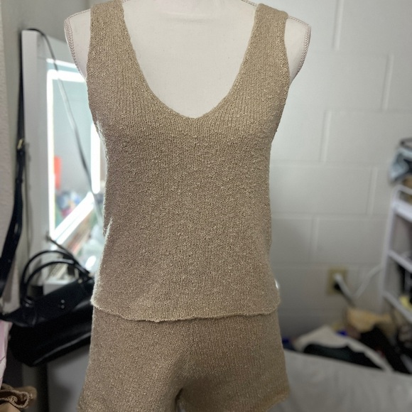 Oniel knitted Tank and short outfit - Picture 2 of 4